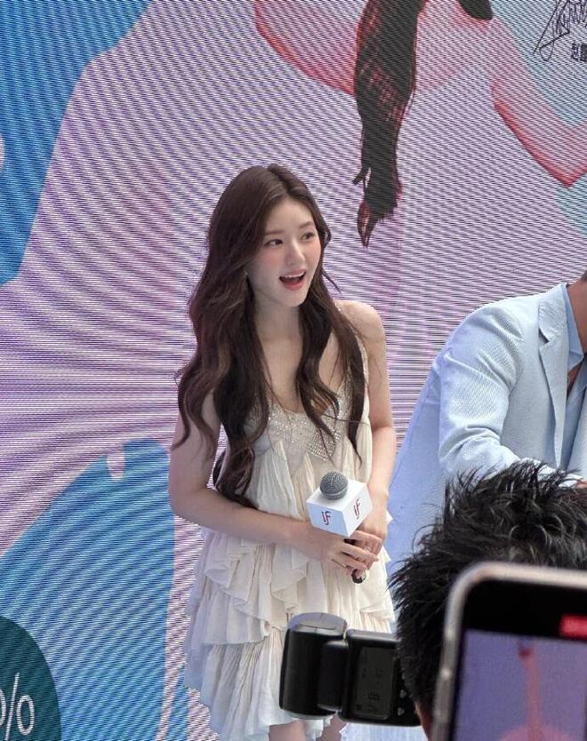 为什么说赵露思的颜值被&ldquo;低估&rdquo;了？看看她的生图你就明白