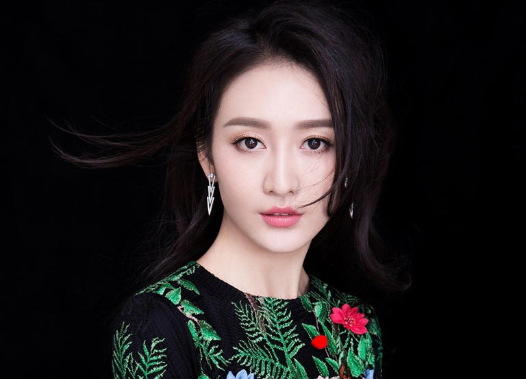 王鸥产后现身复工，状态竟如此甚好