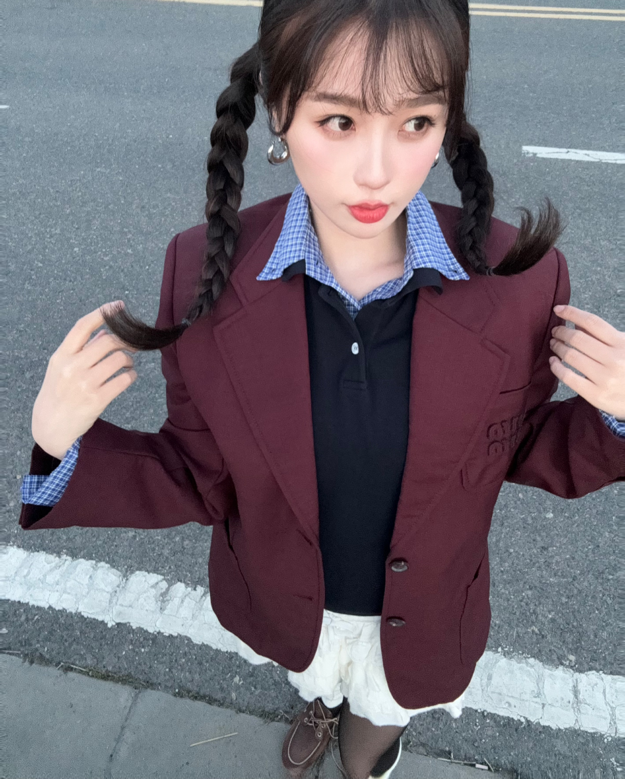 虞书欣学院风穿搭 俏皮可爱活力满满【11P】